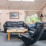 4 Star Holiday Home In Ansager *