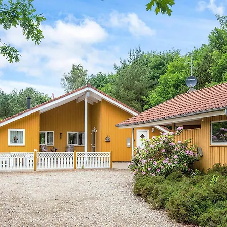 6 Person In Holiday home *